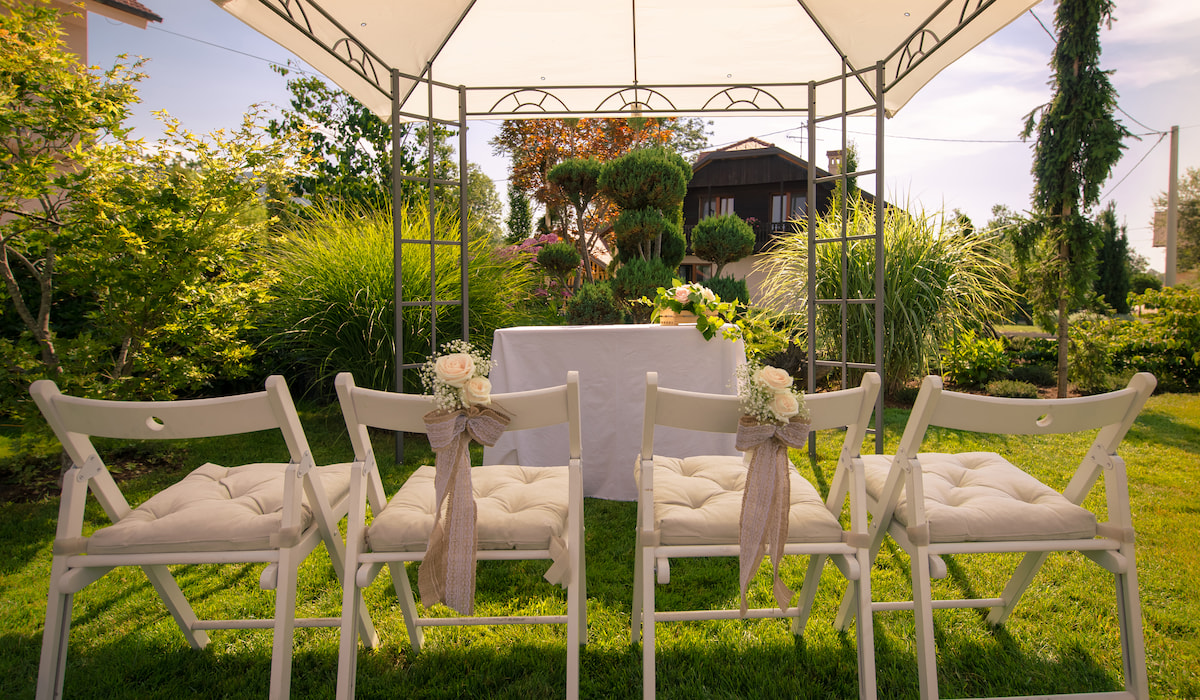 Are Backyard Weddings Tacky? - My White Sand Wedding