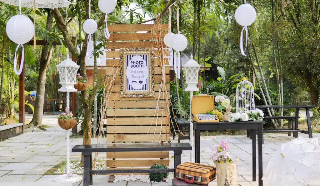 outdoor Photo booth decoration