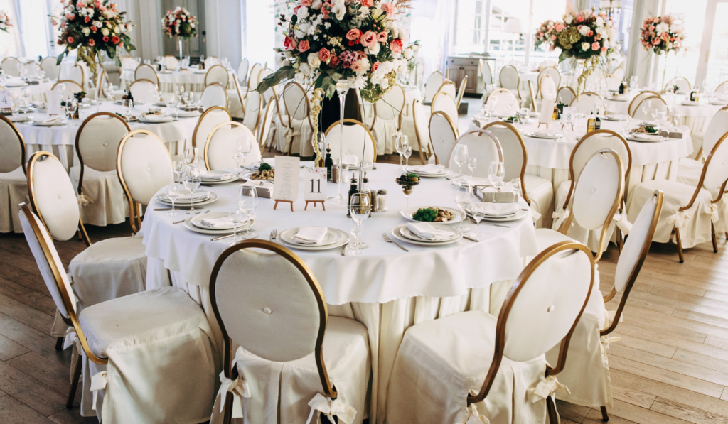 elegant wedding reception table arrangement