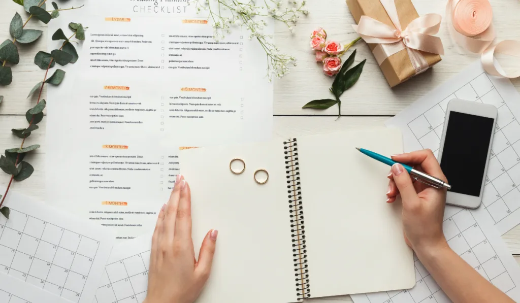 Bridal background with planner checklist
