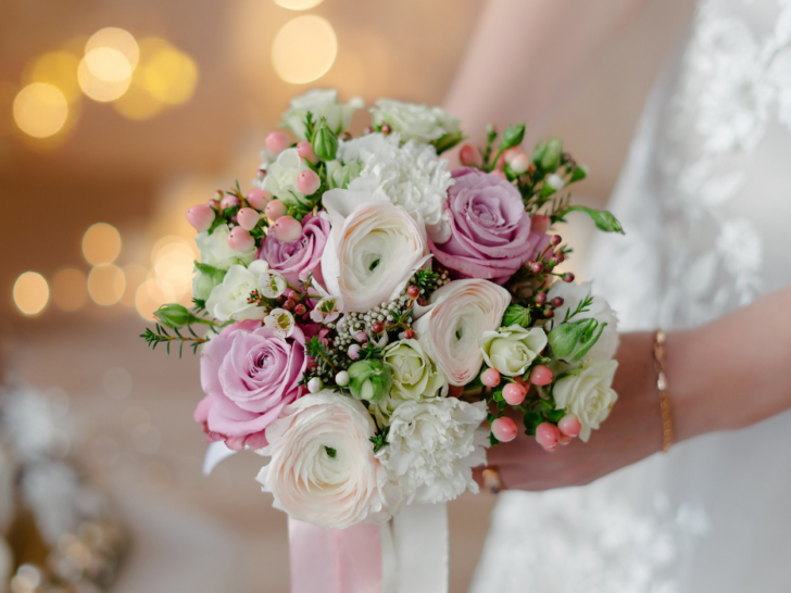 Luxurious bridal bouquet